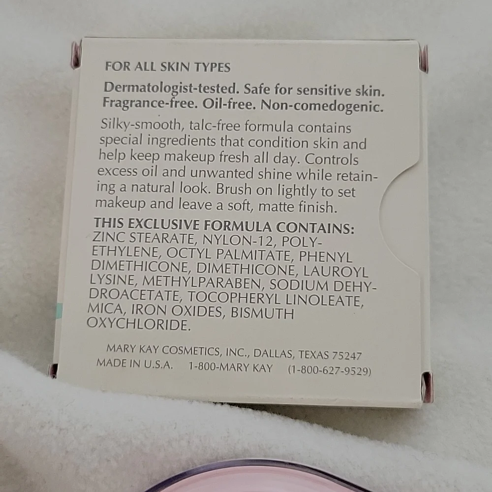 Mary Kay Bronze Pressed Powder